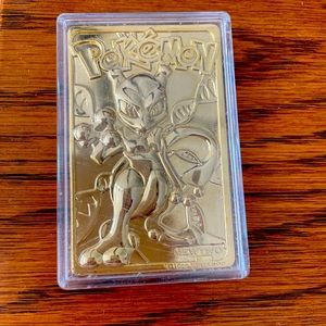 Goldplated Pokémon Mewtwo
